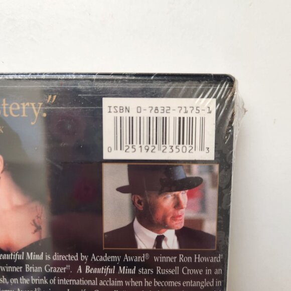 A Beautiful Mind (DVD, 2002, 2-Disc Set, Full Screen Limited Edition) New - Picture 3 of 5